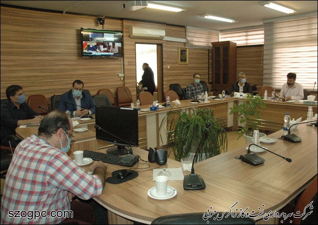 جلسه پیش بینی بهره دهی چاههای شرکت نفت مناطق مرکزی ایران/غرب 12