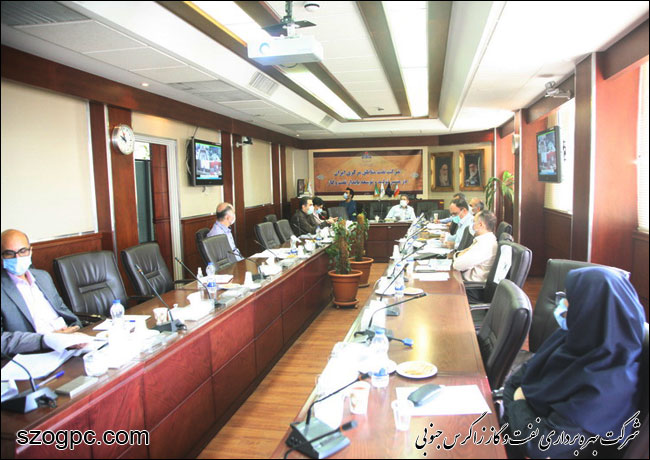 جلسه پیش بینی بهره دهی چاههای شرکت نفت مناطق مرکزی ایران/شرق 11