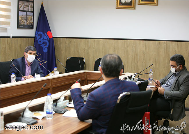 برگزاری نشست کارگروه مقابله با بیماری کرونا در ستاد شرکت نفت مناطق مرکزی ایران 6