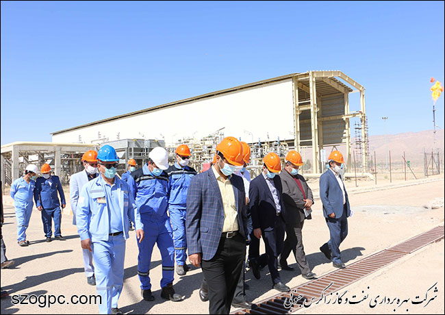 بازدید دستیار وزیر نفت از منطقه عملیاتی سروستان و سعادت آباد 3