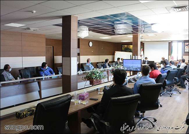 بازدید دستیار وزیر نفت از منطقه عملیاتی سروستان و سعادت آباد 15