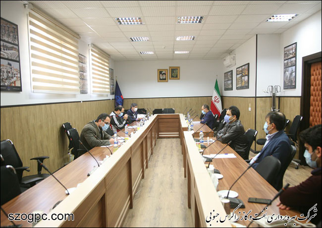 جلسه کارگروه مقابله با بیماری کرونا در شرکت نفت مناطق مرکزی ایران 1