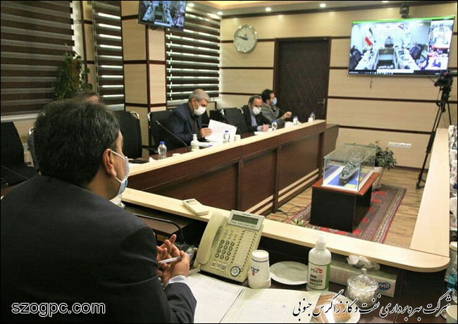 جلسه شورای پژوهش این شرکت که با تقدیر از پژوهشگران برتر شرکت در ستاد و شرکت‌های تابعه همراه 10
