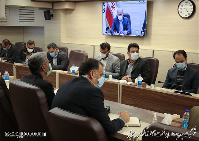 اولین نشست هم اندیشی با اعضاء هیات مدیره، مدیران و رؤسای ستادی این شرکت بهره‌برداری نفت و گاز زاگرس جنوبی 12