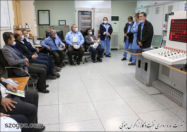 بازدید مدیرعامل نفت و گاز زاگرس جنوبی از منطقه عملیاتی نار و کنگان 2