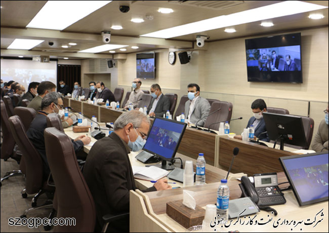 اولین جلسه هم‌اندیشی که به همین منظور و با محوریت بازنگری فرآیندها در حوزه برگزاری مناقصات 1