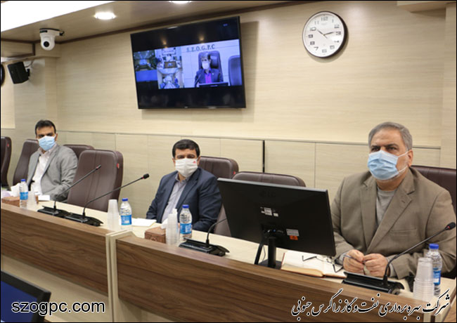 اولین جلسه هم‌اندیشی که به همین منظور و با محوریت بازنگری فرآیندها در حوزه برگزاری مناقصات 4