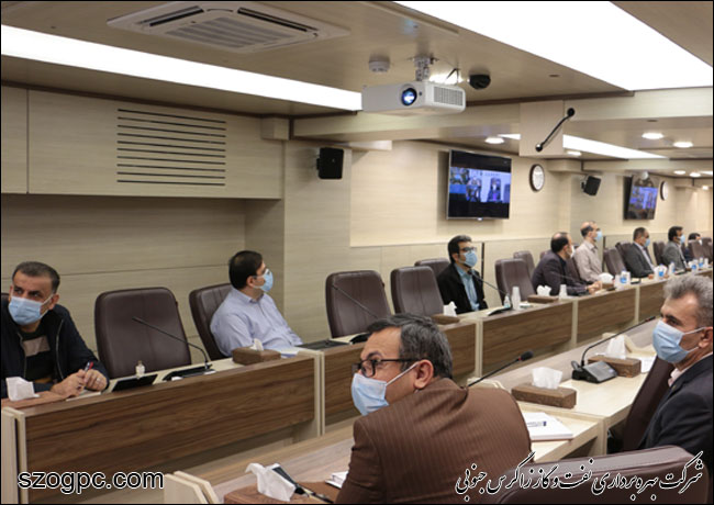 اولین جلسه هم‌اندیشی که به همین منظور و با محوریت بازنگری فرآیندها در حوزه برگزاری مناقصات 7