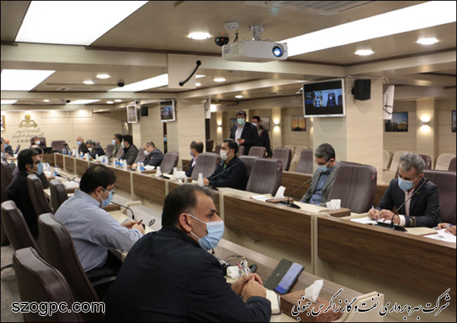 اولین جلسه هم‌اندیشی که به همین منظور و با محوریت بازنگری فرآیندها در حوزه برگزاری مناقصات 8