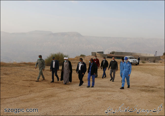 بازدید دادستان دادسرای عمومی و انقلاب و رئیس اداره حفاظت محیط زیست شهرستان جم از منطقه عملیاتی نار و کنگان 3