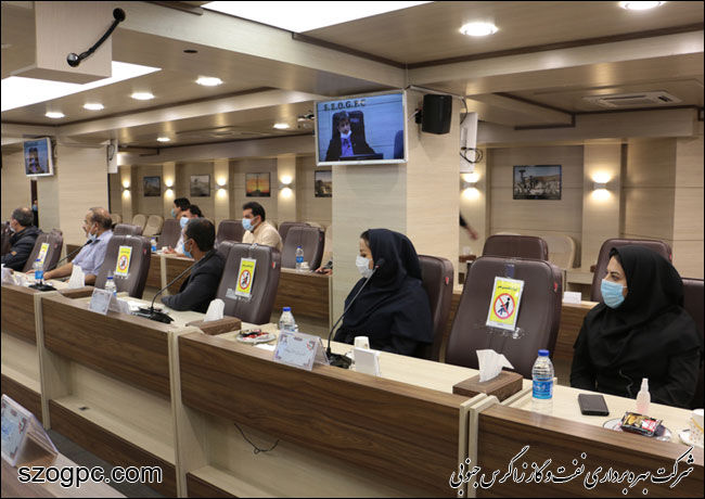 نشست هم اندیشی با کارکنان اداره تدارکات کالا این شرکت 10