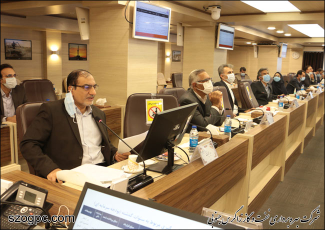در نشستی هم اندیشی اداره مهندسی و ساختمان شرکت بهره‌برداری نفت و گاز زاگرس جنوبی 9