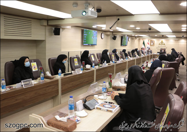 تجلیل از بانوان شاغل در نفت و گاز زاگرس جنوبی به مناسبت روز زن 17
