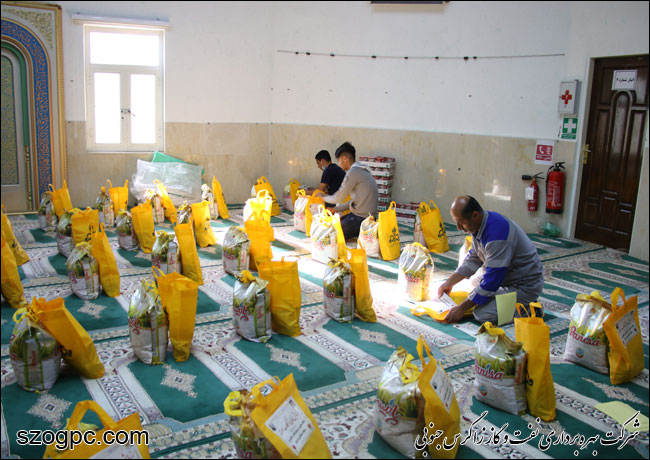 اهداء یکصد بسته معیشتی به اقشار آسیب دیده از کرونا در منطقه عملیاتی پارسیان 3