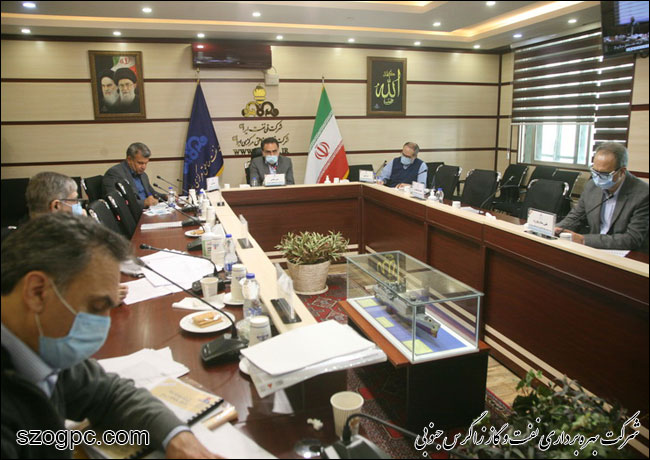 جلسه پیش بینی بهره دهی چاههای شرکت نفت مناطق مرکزی ایران / غرب