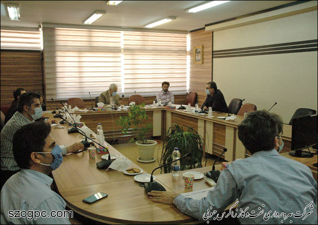 جلسه پیش بینی بهره دهی چاههای شرکت نفت مناطق مرکزی ایران / غرب 11