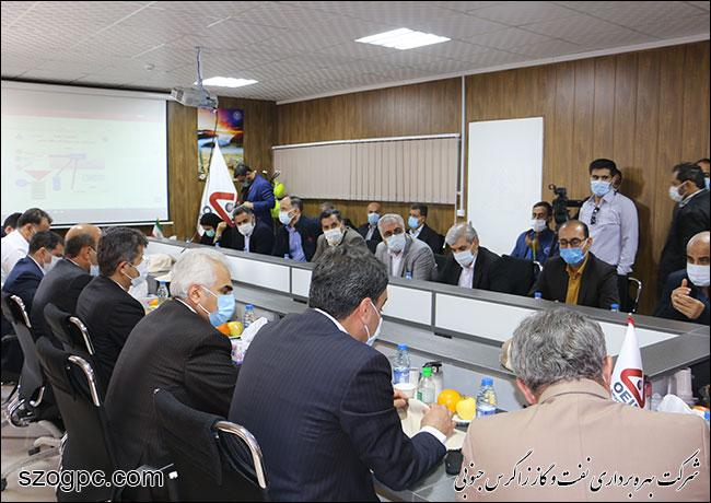 بازدید رئیس کمسیون انرژی مجلس شورای اسلامی از پروژه طرح توسعه میدان نفتی خشت 7