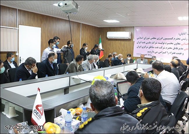 بازدید رئیس کمسیون انرژی مجلس شورای اسلامی از پروژه طرح توسعه میدان نفتی خشت 9