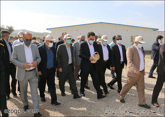 بازدید رئیس کمسیون انرژی مجلس شورای اسلامی از پروژه طرح توسعه میدان نفتی خشت 18