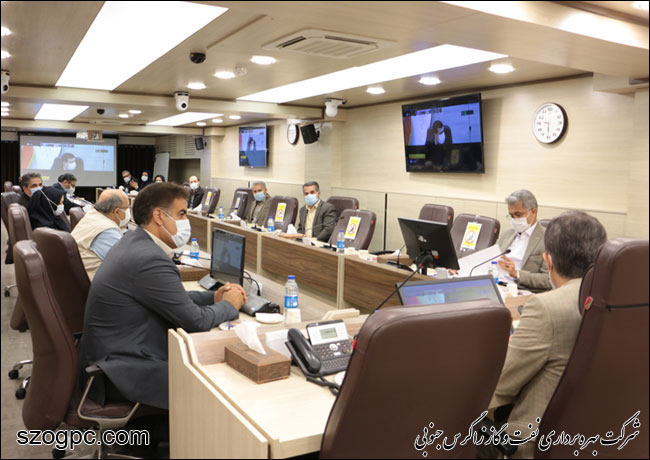 نشست هم اندیشی مدیرعامل با کارکنان مدیریت امور مالی زاگرس جنوبی 1