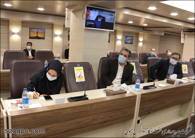 نشست هم اندیشی مدیرعامل با کارکنان مدیریت امور مالی زاگرس جنوبی 3