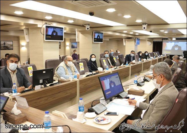 نشست هم اندیشی مدیرعامل با کارکنان مدیریت امور مالی زاگرس جنوبی 8