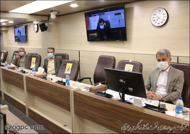 نشست هم اندیشی مدیرعامل با کارکنان مدیریت امور مالی زاگرس جنوبی 14