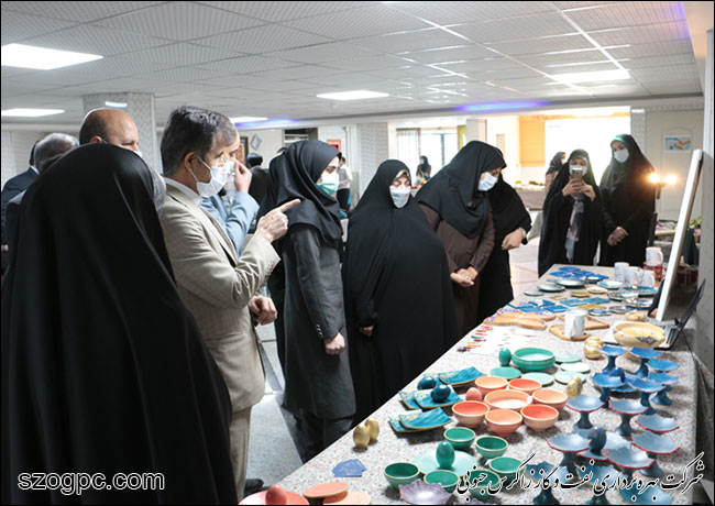 نمایشگاه عیدانه هنرهای دستی و توانمندی های بانوان و خانواده های زاگرس جنوبی 10