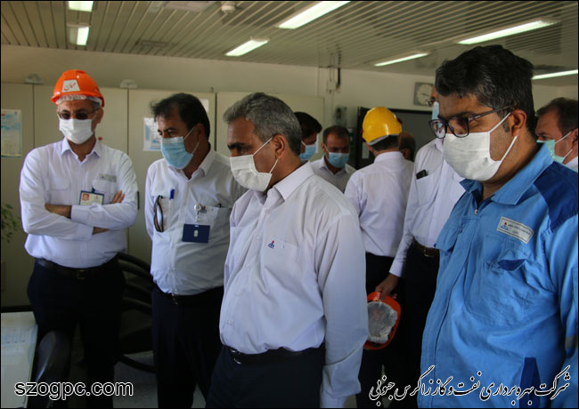 بازدید مدیرعامل شرکت پالایشگاه گاز پارسیان از منطقه عملیاتی پارسیان 17