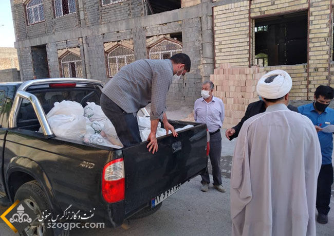 توزیع ۳۰۰ بسته معیشتی توسط بسیج شرکت نفت مناطق مرکزی ایران 2