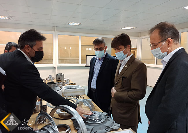بازدید مدیرعامل زاگرس جنوبی از شرکت های سازنده تجهیزات صنعت نفت در منطقه ویژه اقتصادی شیراز 3