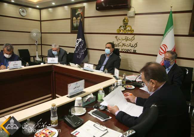 جلسه پیش بینی بهره دهی چاههای شرکت نفت مناطق مرکزی ایران / غرب 18