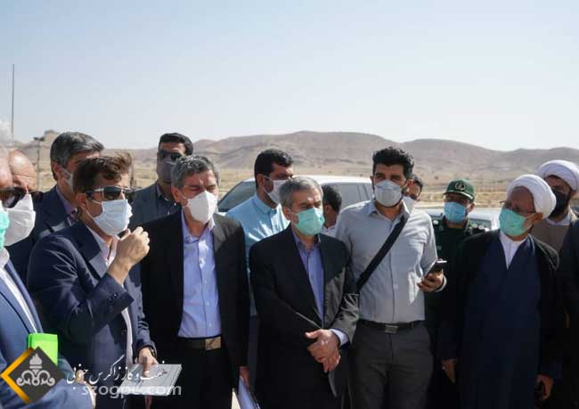 بازدید استاندار فارس از میدان نفتی خشت 8