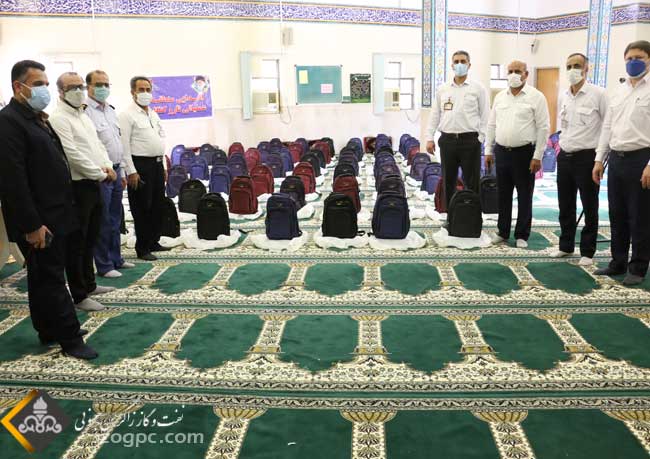 اهدا ۱۲۳ بسته کمک آموزشی به دانش آموزان کمتر برخوردار جمی توسط زاگرس جنوبی 4