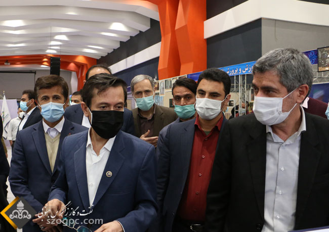 بازدید مدیرعامل شرکت زاگرس جنوبی از نمایشگاه استانی هفته پژوهش 5