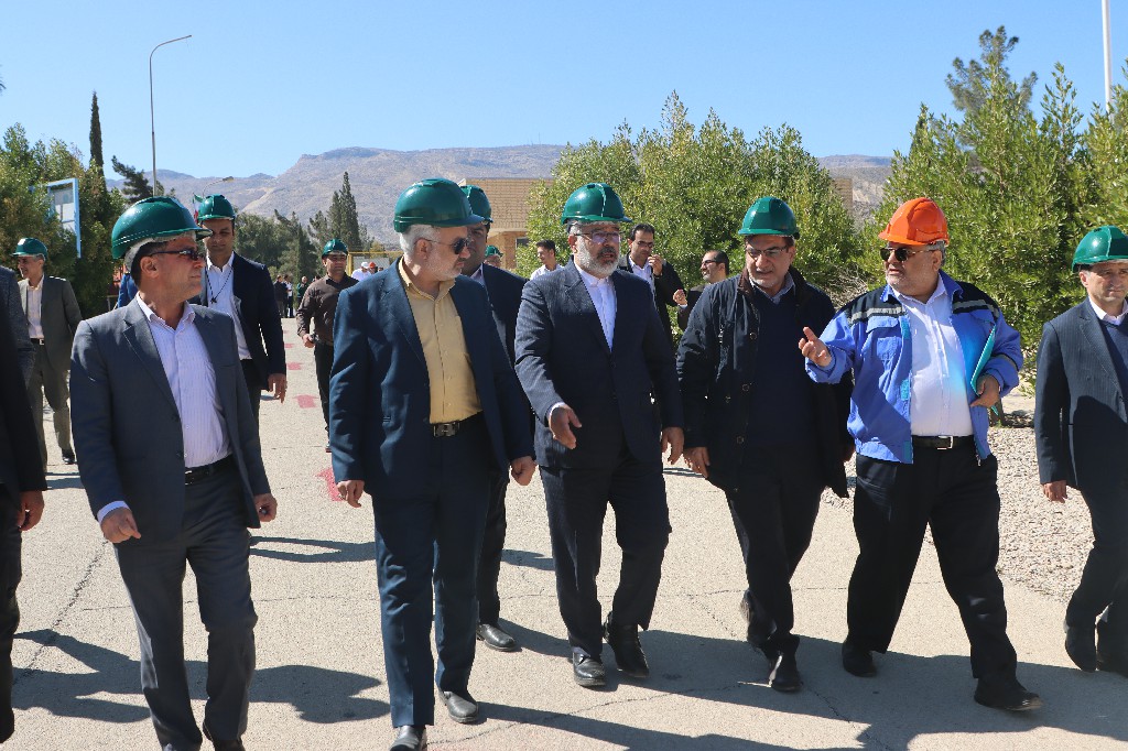 سازمان های نظارتی  تسهیل گر فعالیت های شرکت هستند