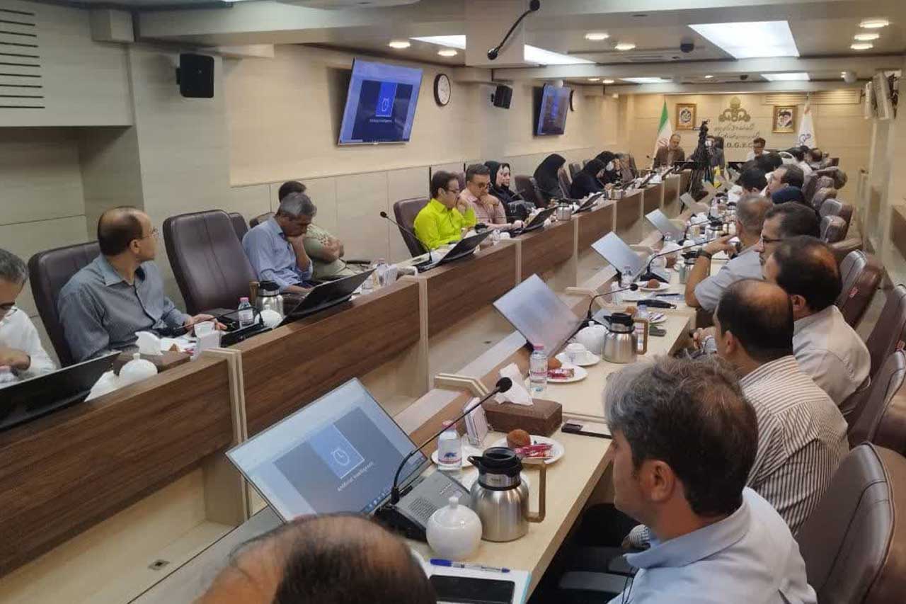 استقبال کم نظیر کارکنان بسیجی از دوره مقدماتی هوش مصنوعی در شرکت بهره‌برداری نفت و گاز زاگرس جنوبی