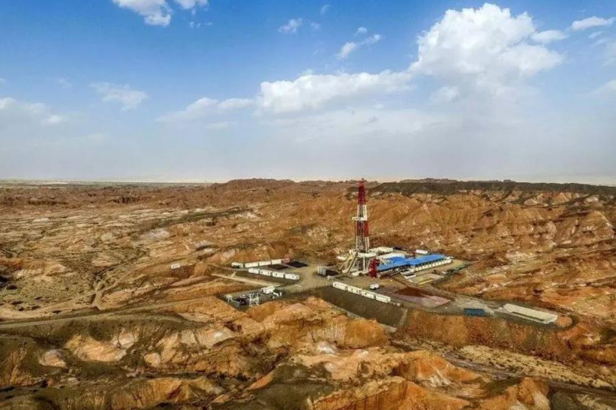 آغاز رسمی طرح توسعه سه میدان نفتی سامان، سومار و دلاوران در غرب کشور