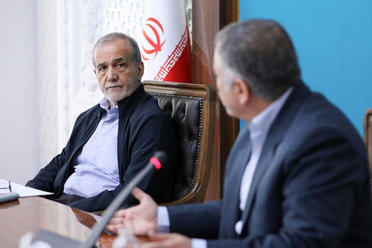 بهره‌برداری از طرح جمع‌آوری گازهای مشعل ایلام با فرمان رئیس‌جمهوری