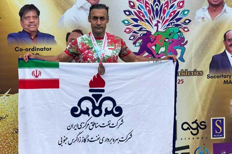 افتخار آفرینی کارمند منطقه عملیاتی آغار و دالان در مسابقات دو و میدانی