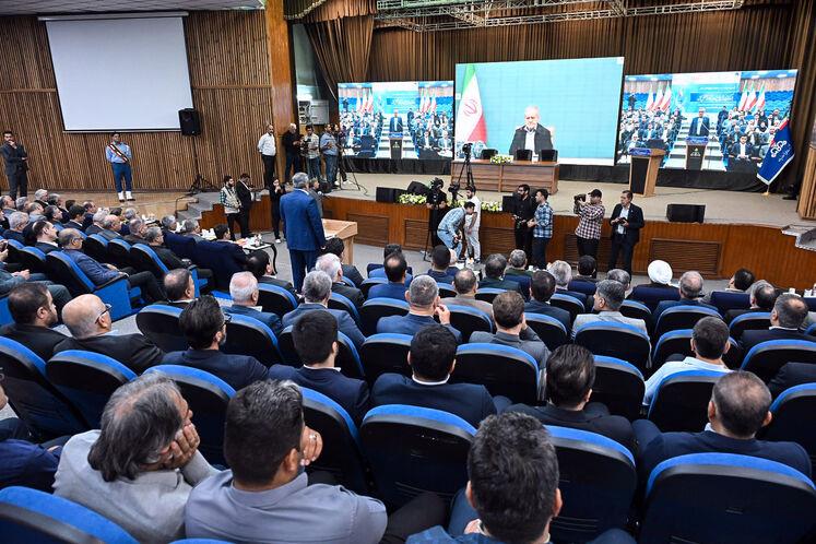 قدردانی رئیس‌جمهوری از وزارت نفت برای سرعت در جمع‌آوری گازهای مشعل