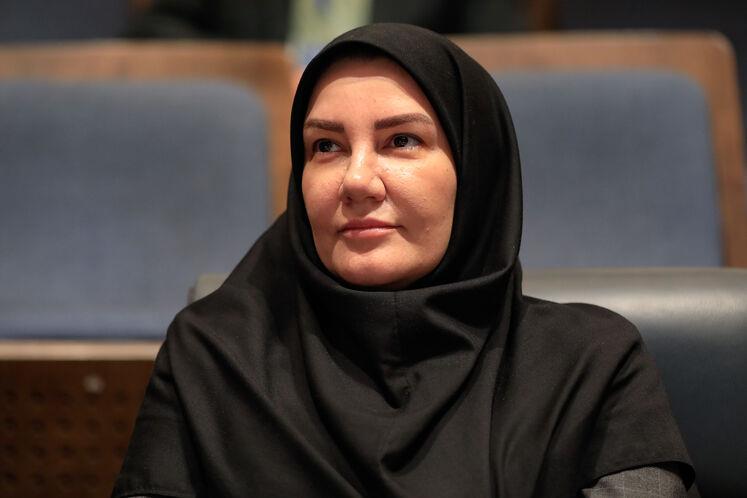 معاون وزیر نفت، برگزیده سومین جشنواره حکمرانان زن