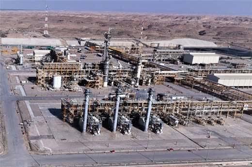 طعم شیرین گاز های همراه نفت مناطق عملیاتی چشمه خوش و دهلران به خط لوله سراسری گاز رسید
