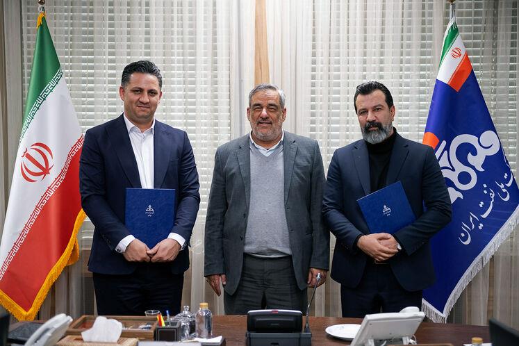 آیین تکریم و معارفه رئیس روابط عمومی و سرپرست روابط عمومی شرکت ملی نفت ایران