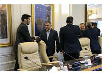 نخستین نشست پاک‌نژاد با شورای معاونان وزارت نفت 8