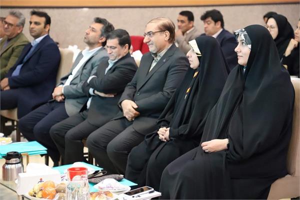 پنجمین نشست راهبردی زنان متخصص صنعت نفت به میزبانی نفت مناطق مرکزی ایران 6