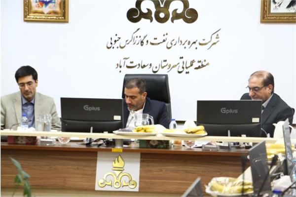 حضور مدیر عامل شرکت بهره‌برداری نفت و گاز زاگرس به دعوت از امام جمعه سروستان 4