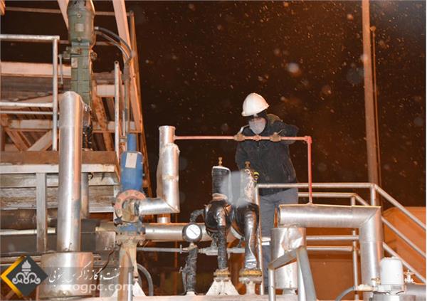 برودت و سرمای شدید مانع تلاش کارکنان نفت و گاز شرق نیست 1
