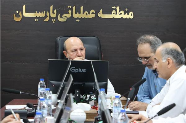 بازدید سرپرست شرکت زاگرس جنوبی از منطقه عملیاتی پارسیان 8