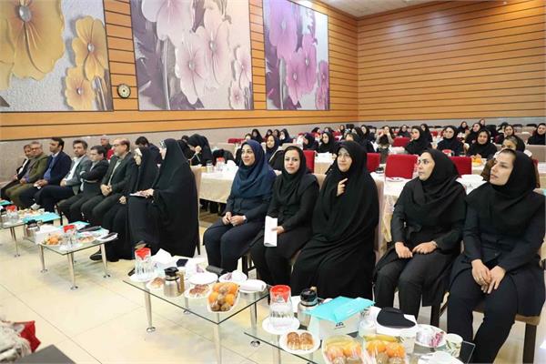 پنجمین نشست راهبردی زنان متخصص صنعت نفت به میزبانی نفت مناطق مرکزی ایران 3